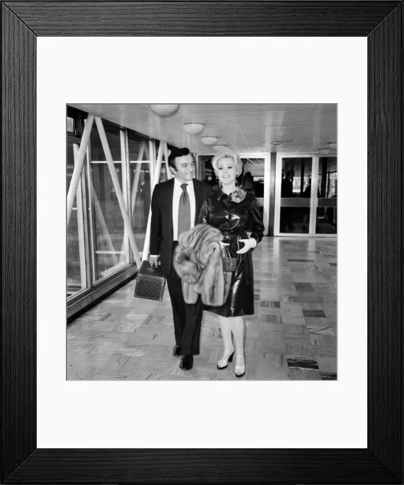 Framed Print : Zsa Zsa Gabor and latest husband Jack Ryan. April 1975 75-2218-002 Framed Print : Zsa Zsa Gabor and latest husband Jack Ryan. April 1975 75-2218-002