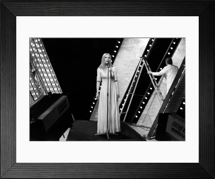 Framed Print : Filming of the television music chart show Top of the Pops at the BBC Studios Framed Print : Filming of the television music chart show Top of the Pops at the BBC Studios