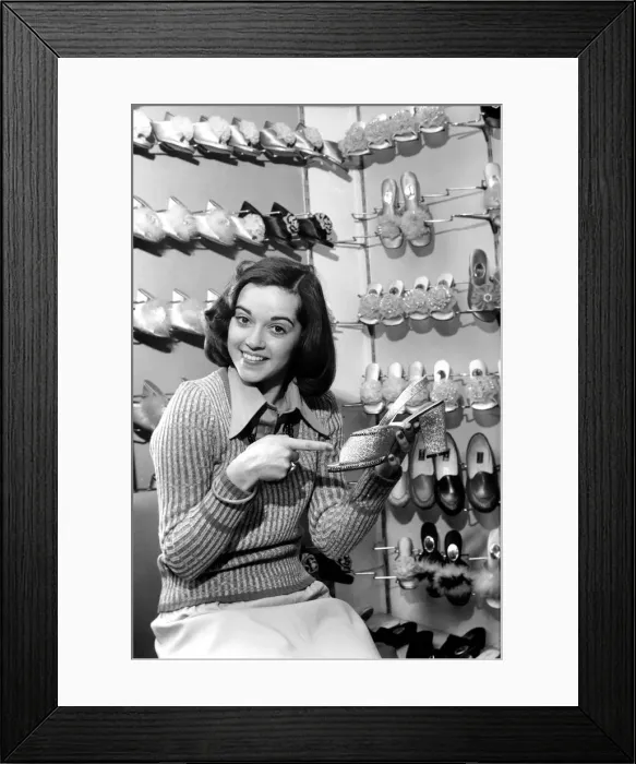 Framed Print : Actress Gemma Craven, Bryan Forbes new Cinderella in his film to be shot in June Framed Print : Actress Gemma Craven, Bryan Forbes new Cinderella in his film to be shot in June
