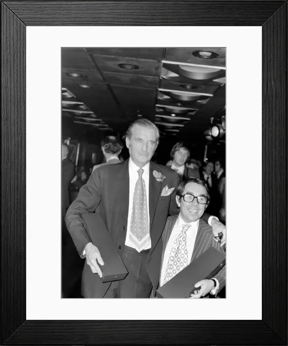 Framed Print : The Marquis of Bath with comedian Ronnie Corbett holding their awards at the Tie Framed Print : The Marquis of Bath with comedian Ronnie Corbett holding their awards at the Tie