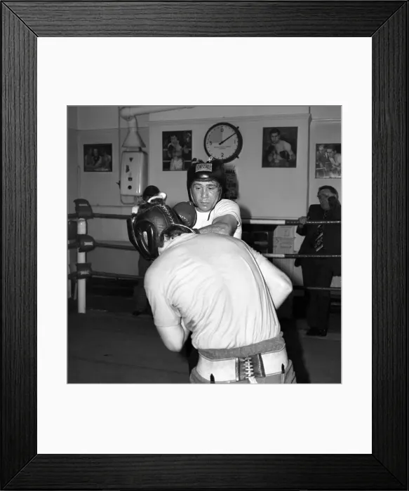 Framed Print : Boxer John H. Stracey having a work out in preparation for his European Welter weight