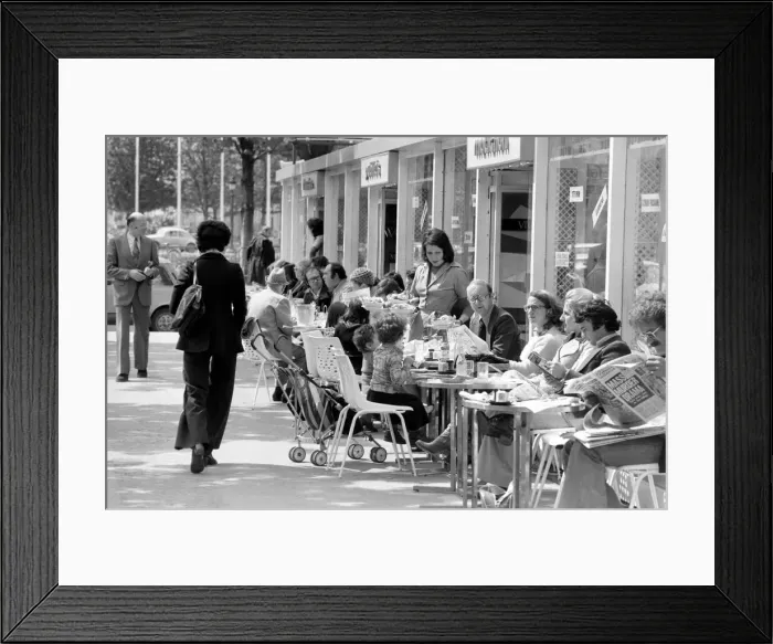 Framed Print : The Cafe life of Paris on Sunday afternoon at the Champs Elysees Framed Print : The Cafe life of Paris on Sunday afternoon at the Champs Elysees