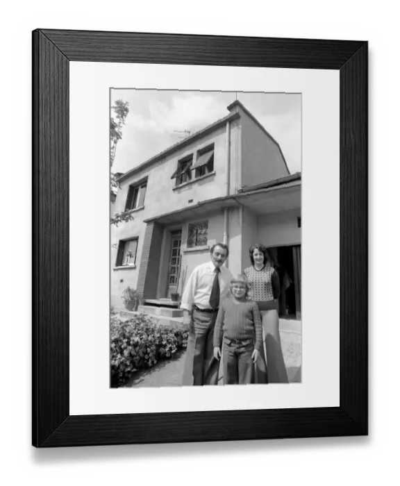 Framed Print : French schoolboy Jean Luc aged 8 with his parents April 1975 75-2078-009