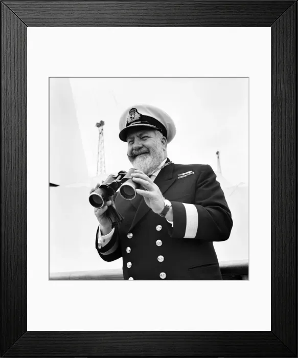 Framed Print : Southampton Docks: Bill Warwick master of Q. E. 2 in charge of the ship for the first time Framed Print : Southampton Docks: Bill Warwick master of Q. E. 2 in charge of the ship for the first time