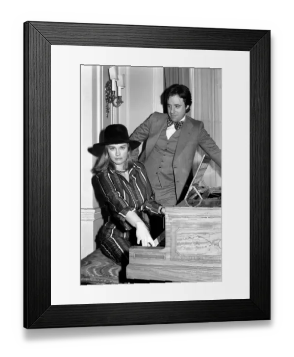 Framed Print : Peter Bogdanovitch and his fiance Cybill Shepherd (actress) at Claridges Hotel