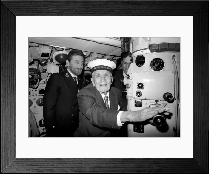 Framed Print : Old: Man: Submarine: Navy: Mr. Jim Chapman (103). March 1975 75-01273-003 Framed Print : Old: Man: Submarine: Navy: Mr. Jim Chapman (103). March 1975 75-01273-003