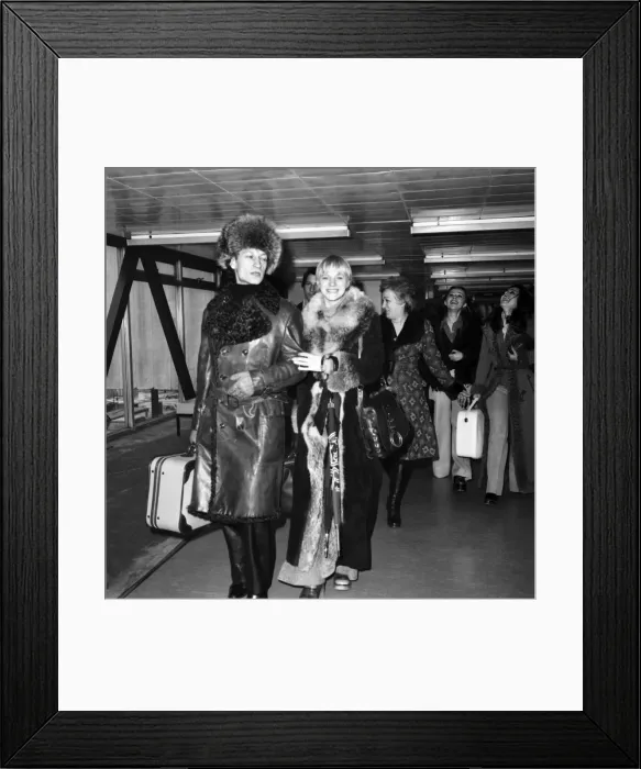 Framed Print : Ballet: Russian born ballet dancers and choreographers Valery Panov and wife Galina Panov Framed Print : Ballet: Russian born ballet dancers and choreographers Valery Panov and wife Galina Panov