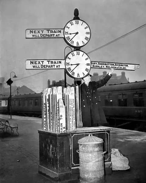 Transport: Railways. The departure sign at Manchesters Victoria Station