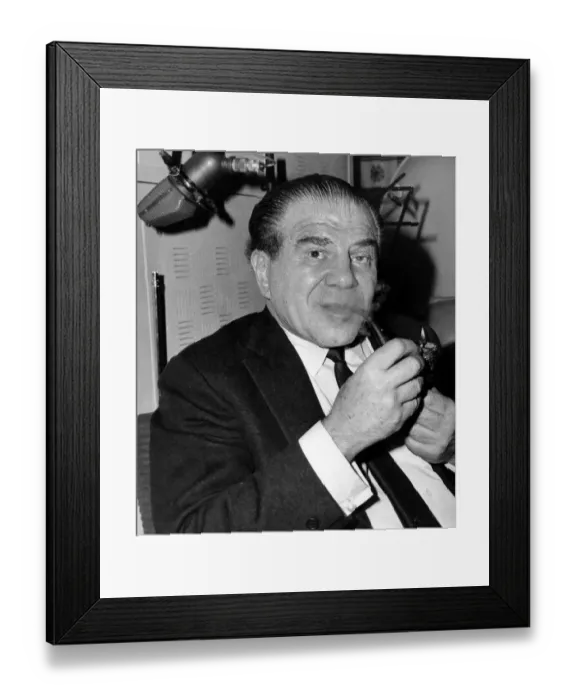 Framed Print : Actor Lionel Stander in London. March 1965 P008091