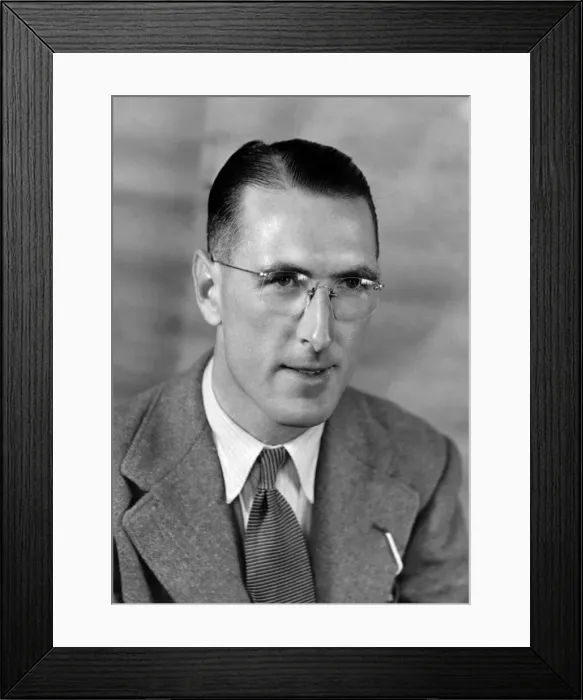 Framed Print : D. Rawlinson, Golfer. February 1954 P008071 Framed Print : D. Rawlinson, Golfer. February 1954 P008071