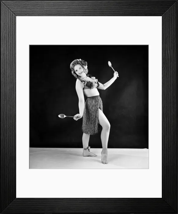 Framed Print : Hula girl costume modelled by Peggy Cage. E500-009