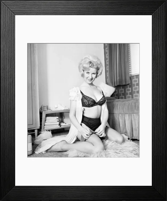 Framed Print : Clothing: Fashion: Underwear: Caron Gardner modelling bra, knickers and suspenders Framed Print : Clothing: Fashion: Underwear: Caron Gardner modelling bra, knickers and suspenders