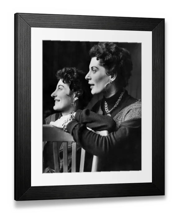 Framed Print : The Tanner Sisters. Stella (left) and Frances (right). January 1954 P006221