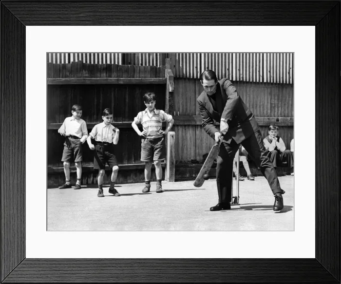 Framed Print : Reverend David Sheppard, England cricketer and was ordained as a priest Framed Print : Reverend David Sheppard, England cricketer and was ordained as a priest