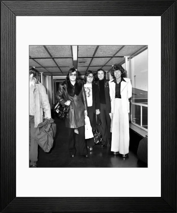 Framed Print : Pop Group Mud. February 1975 75-00808-001 Framed Print : Pop Group Mud. February 1975 75-00808-001