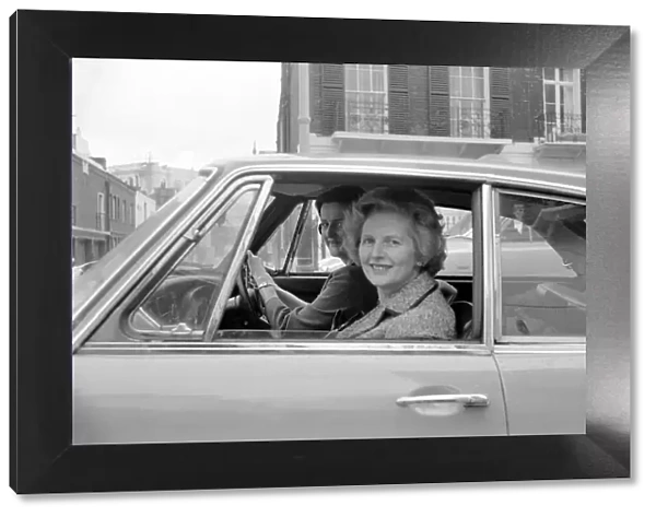 Mrs. Thatcher visits Mr. Heath. February 1975 75-00831