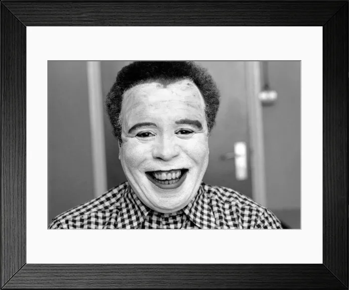 Framed Print : Make up: Humour: Comedy. Comedian Charlie Williams Playing the Whiteman Framed Print : Make up: Humour: Comedy. Comedian Charlie Williams Playing the Whiteman