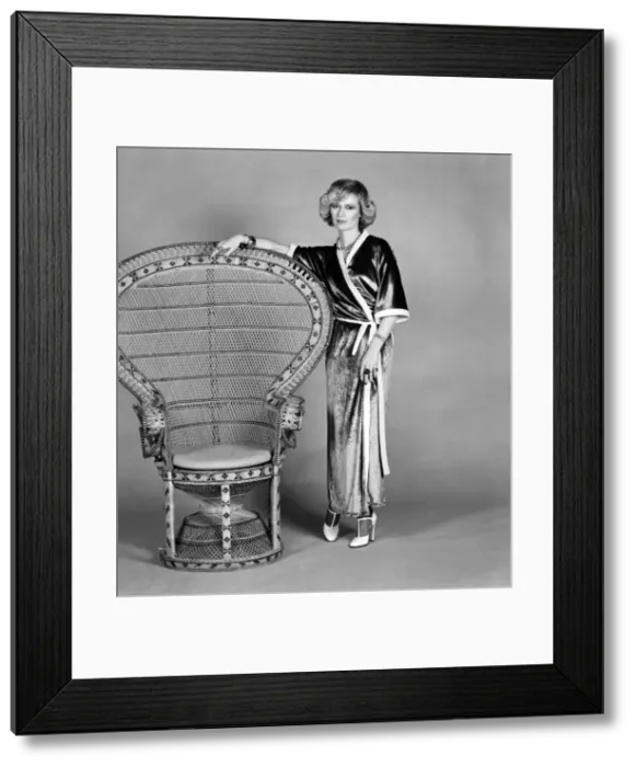 Framed Print : Fashions. Kimonos. Mrs. Linda Bruce Lee. February 1975 75-00710-007