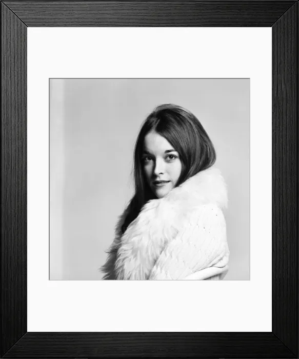 Framed Print : Pop Singer Diane Solomons. February 1975 75-00676