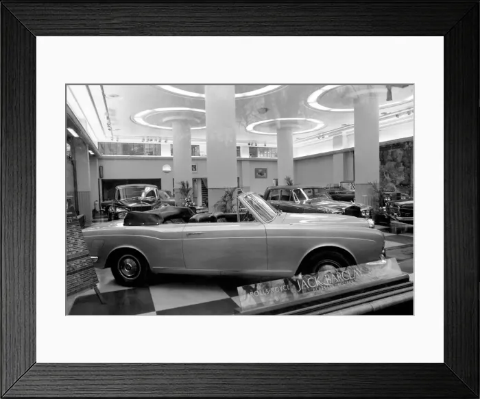 Framed Print : Rolls-Royce: West End Car Show Room. January 1975 75-00501