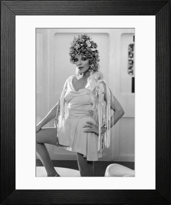 Framed Print : Actress Joan Collins. January 1975 75-00431-001 Framed Print : Actress Joan Collins. January 1975 75-00431-001