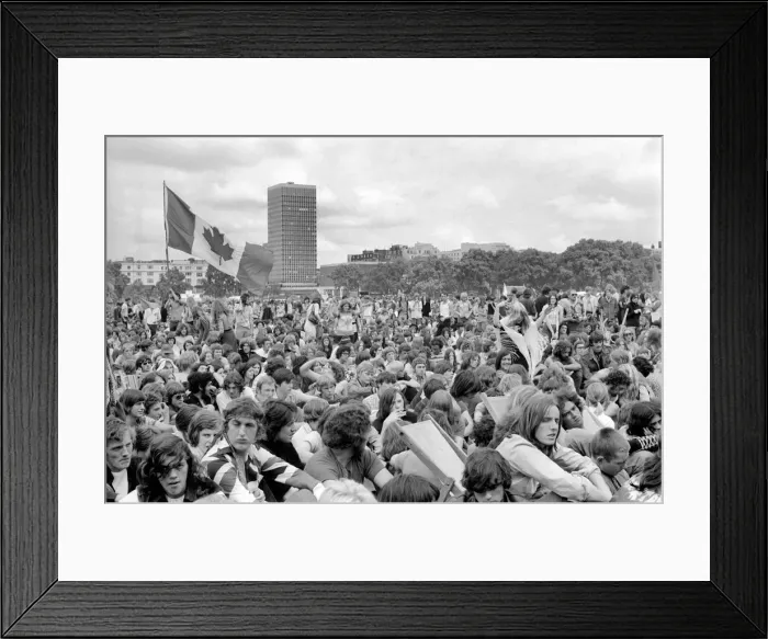 Framed Print : Hyde Park Pop Festival. July 1970 70-6854-006