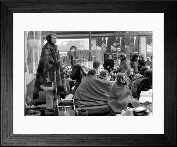 Framed Print : Queued for Pop Group Led Zeppelin Concert. Young girl fans wrap themselves up in blankets Framed Print : Queued for Pop Group Led Zeppelin Concert. Young girl fans wrap themselves up in blankets