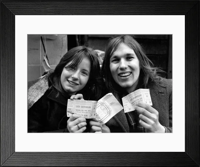 Framed Print : Queued for Pop Group Led Zeppelin Concert. Kim Evans (16) left and Janet Good (15 Framed Print : Queued for Pop Group Led Zeppelin Concert. Kim Evans (16) left and Janet Good (15