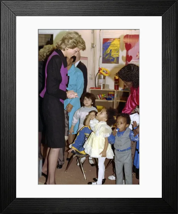 Framed Print : The Princess of Wales makes a solo overseas visit to the United States, February 1989 Framed Print : The Princess of Wales makes a solo overseas visit to the United States, February 1989