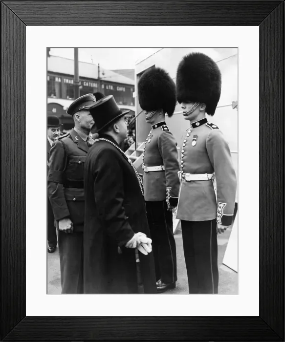 Framed Print : The opening of Army Recruiting Week at the Haymarket, Newcastle Framed Print : The opening of Army Recruiting Week at the Haymarket, Newcastle