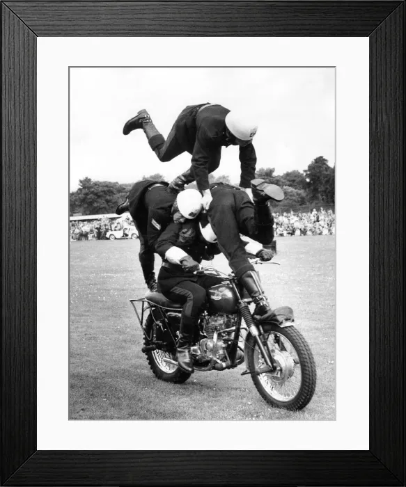 Framed Print : The Royal Corps of Signals Display team at the Tyneside Summer Exhibition