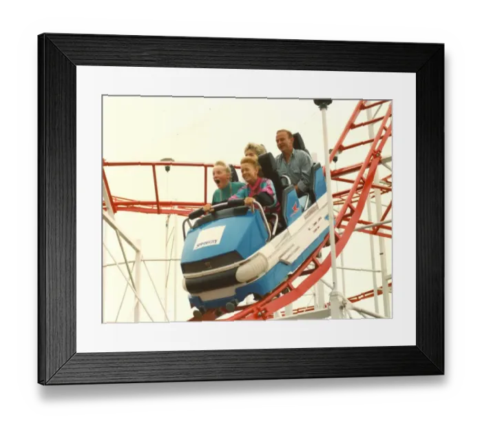 Framed Print : The Spanish City amusement park in Whitley Bay - thrill seekers ride the cyclone Framed Print : The Spanish City amusement park in Whitley Bay - thrill seekers ride the cyclone