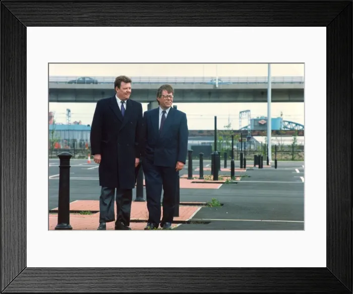 Framed Print : Former bassist of The Animals pop group Chas Chandler (left) Framed Print : Former bassist of The Animals pop group Chas Chandler (left)