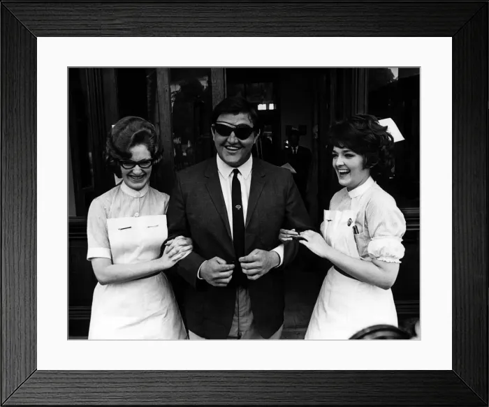 Framed Print : Colin Milburn, June 1969 Cricket player pictured with nurses as he leaves Framed Print : Colin Milburn, June 1969 Cricket player pictured with nurses as he leaves