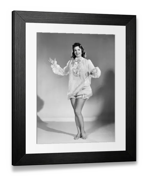 Framed Print : Clothing: Fashion: Nightwear. Woman wearing night dress. B232-001