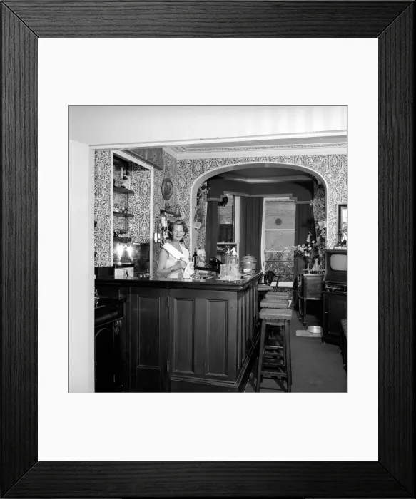 Framed Print : Occupation: Barmaid: Liz Allen. 1954 A173-005
