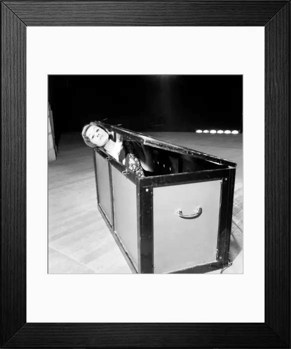 Framed Print : Woman escapologist Jill Fletcher. 1965 A1140-002 Framed Print : Woman escapologist Jill Fletcher. 1965 A1140-002