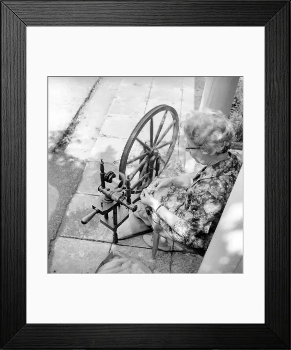 Framed Print : The SpinnersI guild of Kent. Women using hand operated loom