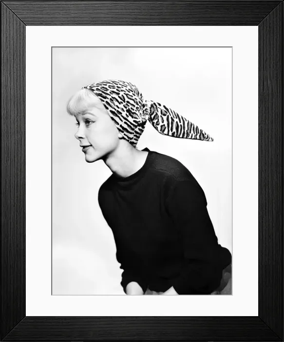 Framed Print : Clothing: Fashion: Head scarf. 1955 B249-005