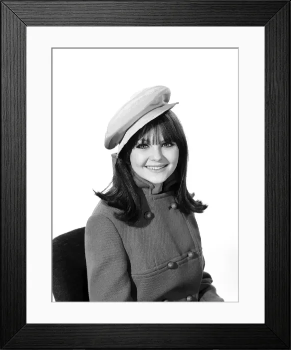 Framed Print : Clothing: Fashion: Hats. Model: Joanne Young. 1966 B2077-005 Framed Print : Clothing: Fashion: Hats. Model: Joanne Young. 1966 B2077-005