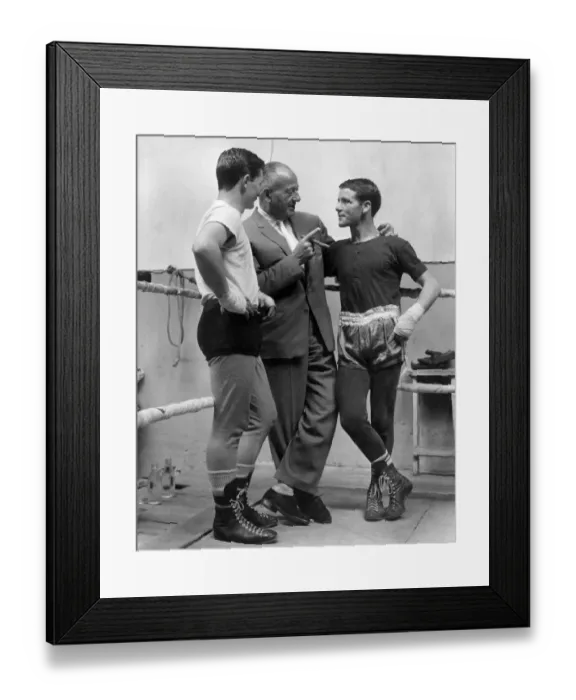 Framed Print : Jack Solomons. Mr. Boxing himself, cornered'Scots fighting stars Walter Framed Print : Jack Solomons. Mr. Boxing himself, cornered'Scots fighting stars Walter