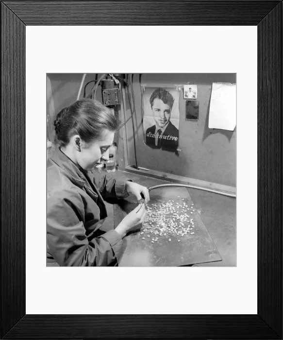 Framed Print : False teeth factory in Dundee: The factory makes and bakes in their kiln (oven Framed Print : False teeth factory in Dundee: The factory makes and bakes in their kiln (oven