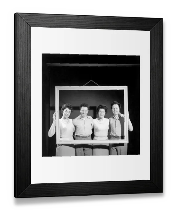 Framed Print : D. I. Y. : Putting your friends in the picture. 1959 A783-005 Framed Print : D. I. Y. : Putting your friends in the picture. 1959 A783-005