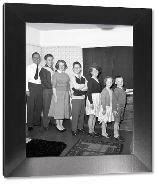 Family Life: The Theakeston family at home. April 1959 A775-006