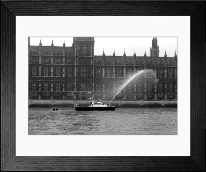 Framed Print : Londons New Fireboat: London Fire Brigade have taken delivery of a new fireboat Framed Print : Londons New Fireboat: London Fire Brigade have taken delivery of a new fireboat