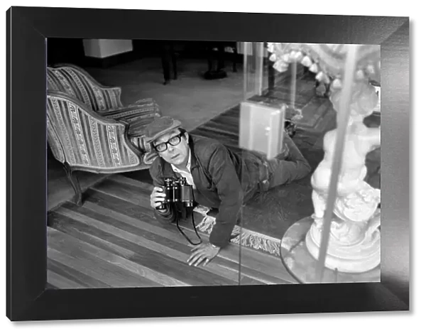Comedian Eric Morecambe seen here at his Hertfordshire home 1971 71-12050-005