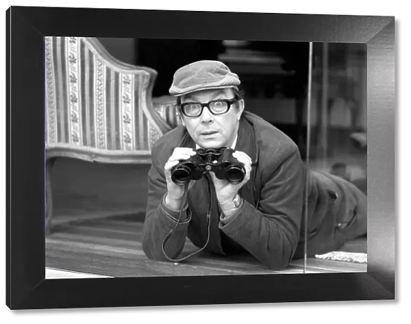 Comedian Eric Morecambe seen here at his Hertfordshire home 1971 71-12050-002