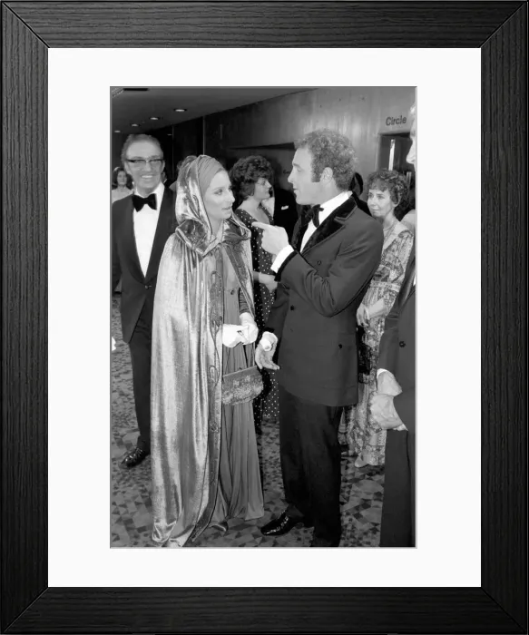 Framed Print : Royalty: Entertainment: Film. H. R. H. The Queen at Royal Premiere Funny Lady Framed Print : Royalty: Entertainment: Film. H. R. H. The Queen at Royal Premiere Funny Lady