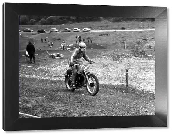 Motorsport  /  Children  /  Motorbike: Schoolboys Scramble. March 1975 75-01212-014