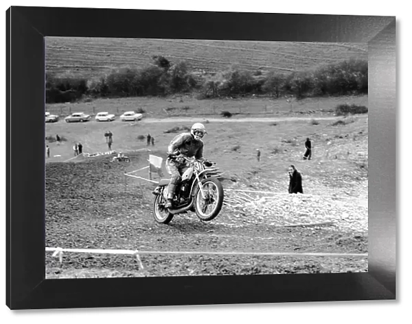 Motorsport  /  Children  /  Motorbike: Schoolboys Scramble. March 1975 75-01212-009
